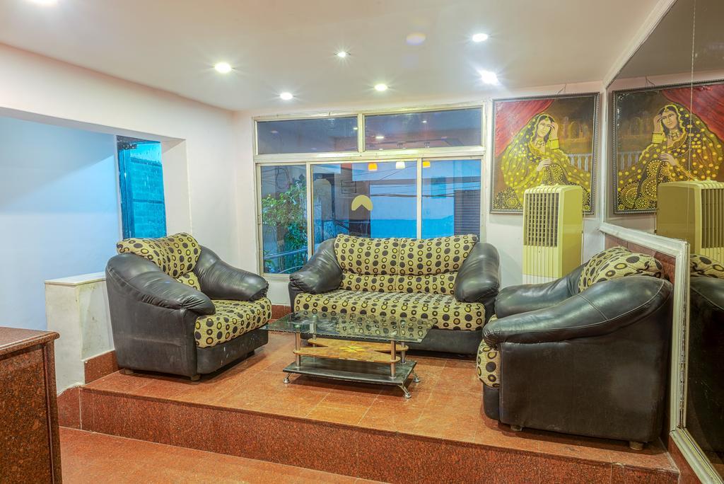 Arihant Hotel Хайдарабад Экстерьер фото