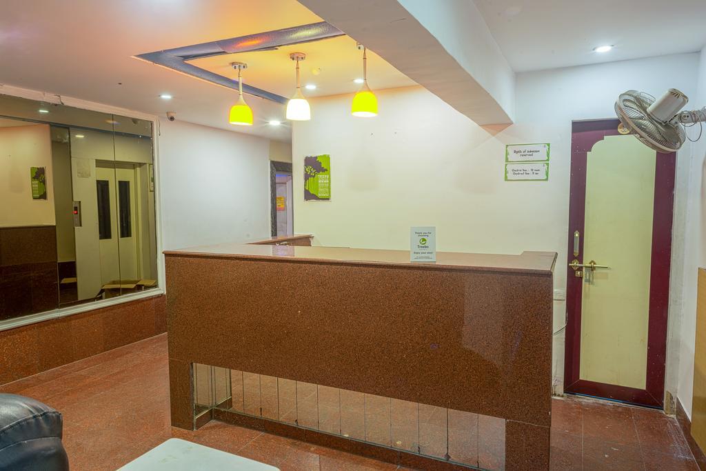 Arihant Hotel Хайдарабад Экстерьер фото